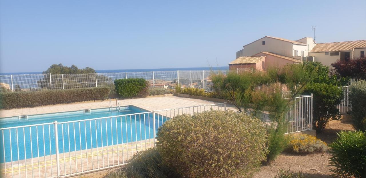 Appt 2 Ou 4 Personnes Avec Piscine, Tennis Et Parking Prive Fleury  Kültér fotó